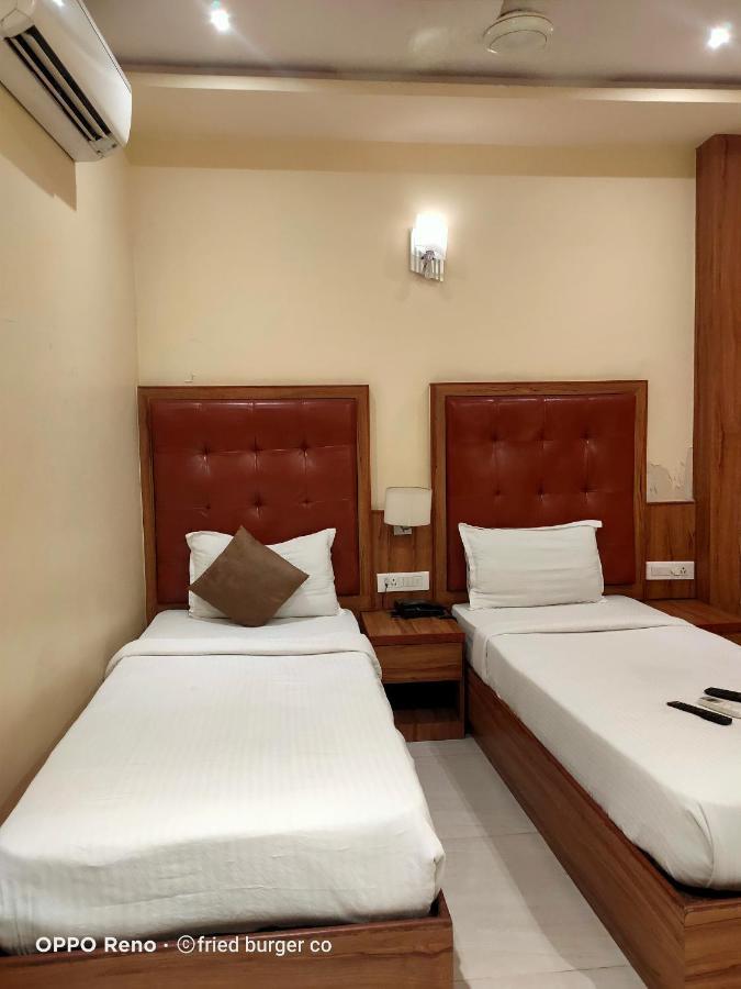 Aster Hotel Near Mumbai Airport Exteriér fotografie